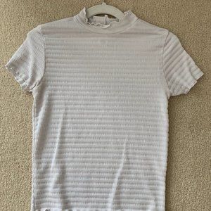 Short sleeve mock-neck top